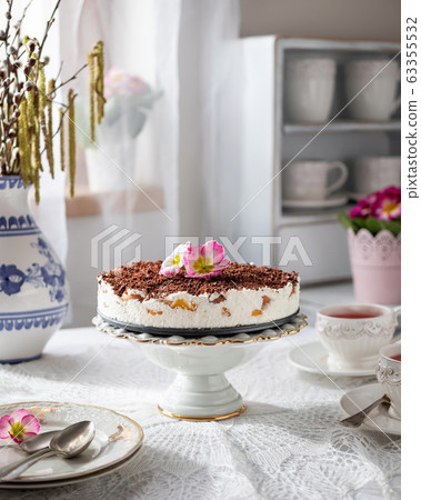 No-bake cake made from sour cream, sponge biscuits 63355532