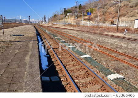 Photograph of JR Motorinishi Station in Muroran City, Hokkaido in early spring Photograph of JR Motorinishi Station in Muroran City, Hokkaido in early spring 63366406