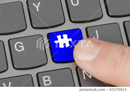Computer keyboard with puzzle key Computer keyboard with puzzle key 63370015