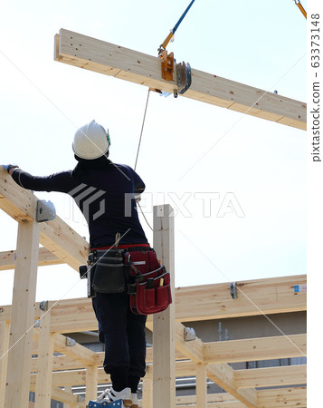 建造新房子的工匠 建造新房子的工匠 63373148