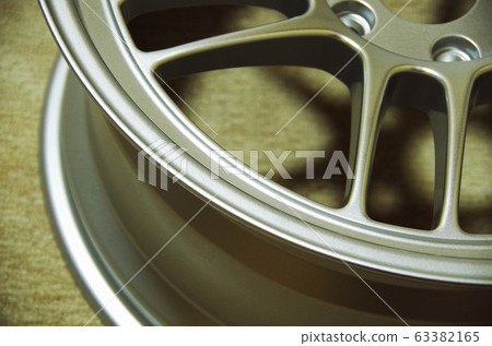 汽車鋁輪輞和輻條 汽車鋁輪輞和輻條 63382165