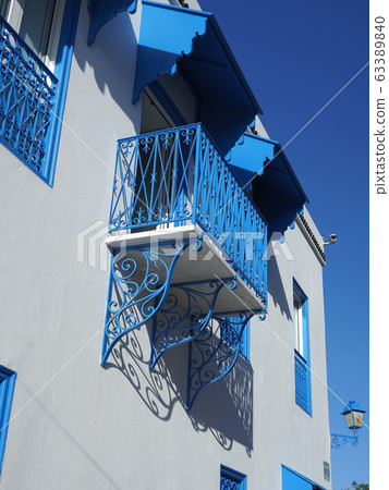 Tunisia · Sidibuside building and blue sky / buildings of Sidi Bou Said 63389840