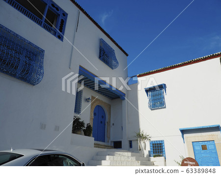 Tunisia · Sidibuside building and blue sky / buildings of Sidi Bou Said 63389848