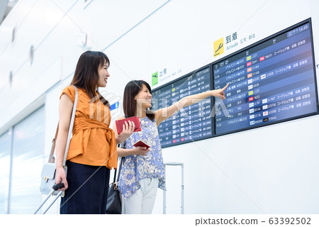 Women's travel image 63392502