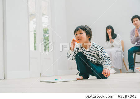 育兒 家庭 家族 63397002