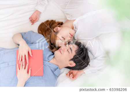 情侶戀人家庭 63398206