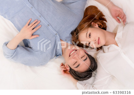 Couple sleep holidays Couple sleep holidays 63398316