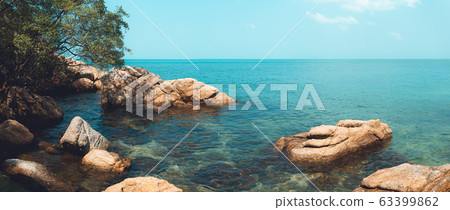 Blue sea and rocky mountains, evening bay in Krabi 63399862