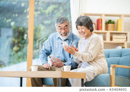 Senior couple 63404691