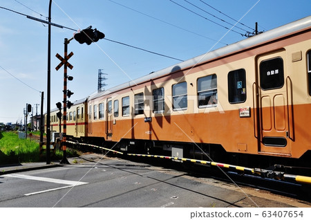 Hitachinaka Kaihin鐵路,在中港和高田的Tetsuhashi站之間行駛的常規火車(Kiha 200) Hitachinaka Kaihin鐵路,在中港和高田的Tetsuhashi站之間行駛的常規火車(Kiha 200) 63407654