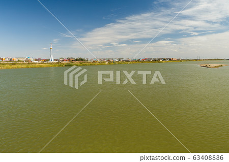 Syr darya river 63408886