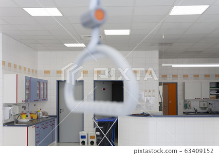 Intensive care unit in hospital 63409152