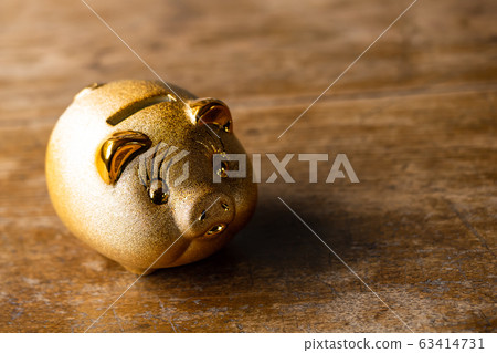 Dusk piggy piggy bank 63414731