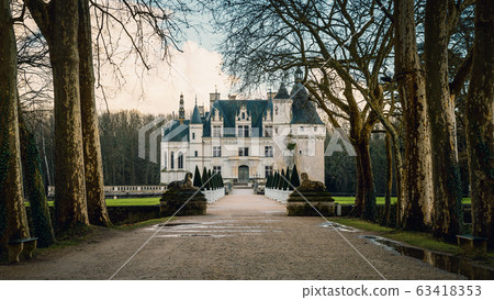 Chenonceau Castle in winter, France Chenonceau Castle in winter, France 63418353