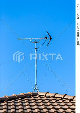 Antenna UHF antenna 63419935