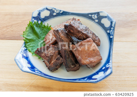 Grilled tuna Grilled tuna 63420925