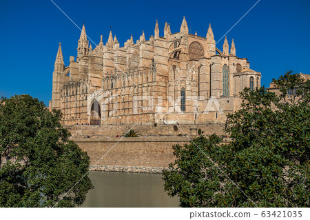 Palma Cathedral La Seu, Palma de Mallorca, Mallorca, Balearic Islands, Spain, Europe Palma Cathedral La Seu, Palma de Mallorca, Mallorca, Balearic Islands, Spain, Europe 63421035