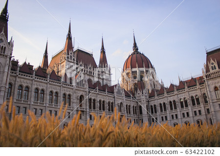 The Building Of The Parliament Of Hungary The Building Of The Parliament Of Hungary 63422102