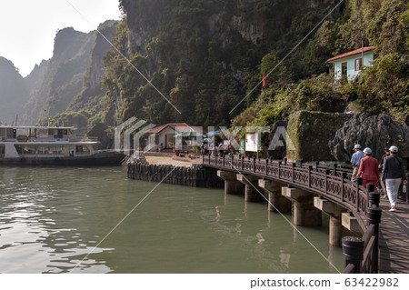 Vietnam, Halong Bay Cruise Vietnam, Halong Bay Cruise 63422982