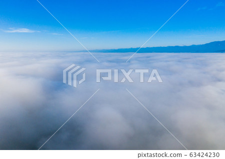 大霧天的鳥瞰圖 63424230