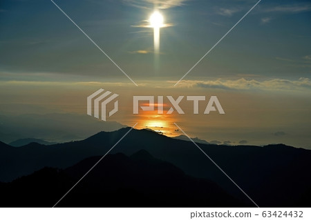 Scenery of Kumano Nada shining in the morning sun seen from Odaigahara mountain Masaki pass Scenery of Kumano Nada shining in the morning sun seen from Odaigahara mountain Masaki pass 63424432