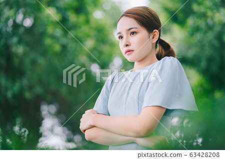 Beautiful woman, park, nature 63428208