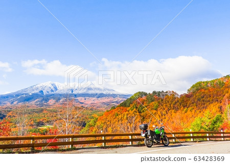 從藏藏山口看秋天的山岳 從藏藏山口看秋天的山岳 63428369