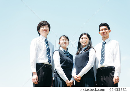 一個高中生 63433881