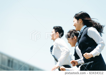 一個高中生 63434312