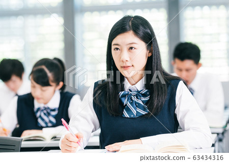 一個高中生 一個高中生 63434316