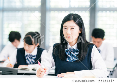 一個高中生 63434317
