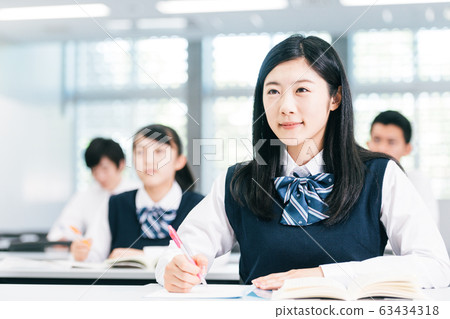 A high school student A high school student 63434318