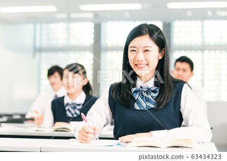 A high school student 63434323