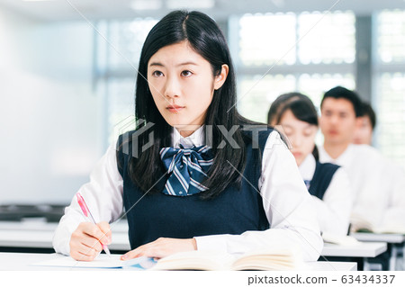 A high school student 63434337