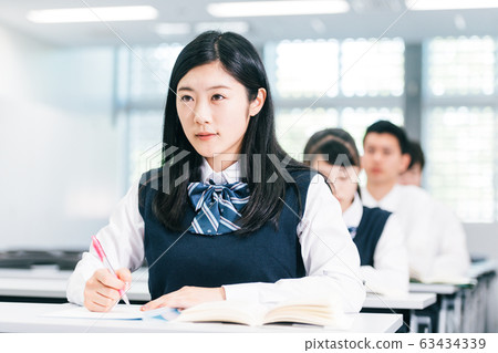 A high school student 63434339