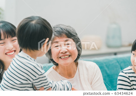 gran, grandmother, granny 63434624
