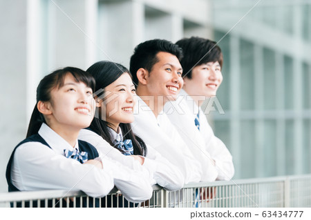 一個高中生 63434777