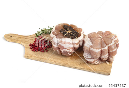 veal paupiette in studio veal paupiette in studio 63437287