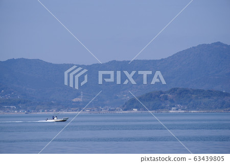 Ship running on the water 63439805