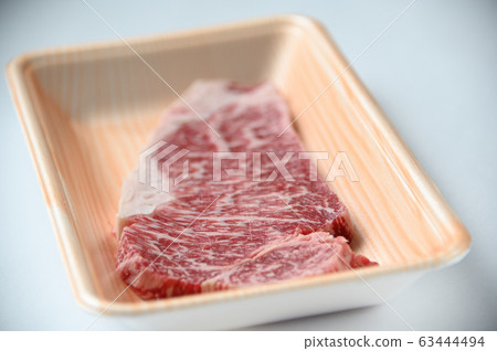 Sirloin steak meat Sirloin steak meat 63444494