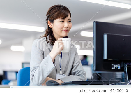 商業場景夫人雌 商業場景夫人雌 63450440