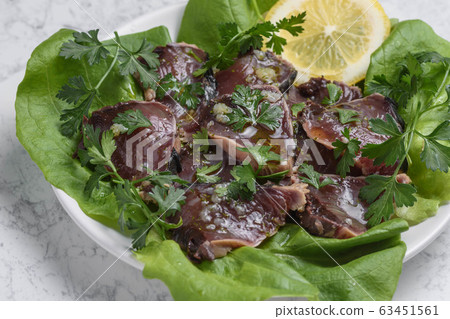 ito魚烤的生牛肉片 ito魚烤的生牛肉片 63451561