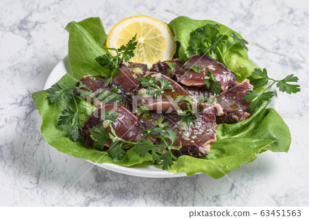 ito魚烤的生牛肉片 ito魚烤的生牛肉片 63451563