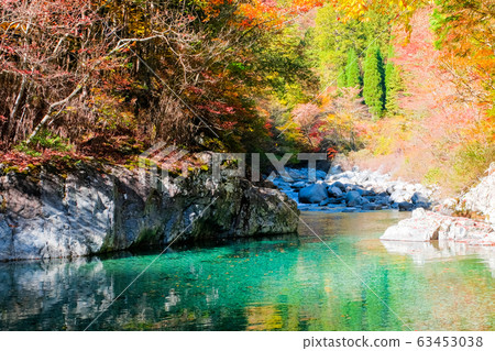 Atera Valley (autumn) 63453038