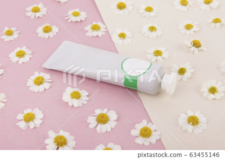 the Memorial Day concept, white chrysanthemum flower 105 63455146