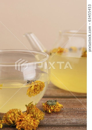 the Memorial Day concept, white chrysanthemum flower 122 the Memorial Day concept, white chrysanthemum flower 122 63455453