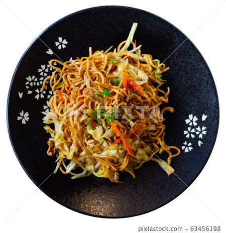 Japanise style noodles with vegetables yakisoba beautifully serv 63456198