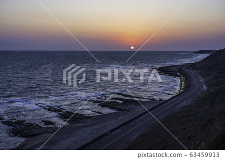 (Shizuoka Prefecture) Sunset at Omaezaki (Shizuoka Prefecture) Sunset at Omaezaki 63459913