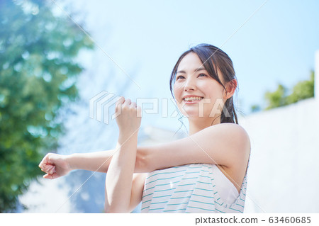 Young woman sport smile 63460685