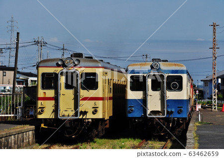 Hitachinaka Kaihin鐵路Minato線,從Nakaminato站出發的定期火車(Kiha 2000) Hitachinaka Kaihin鐵路Minato線,從Nakaminato站出發的定期火車(Kiha 2000) 63462659